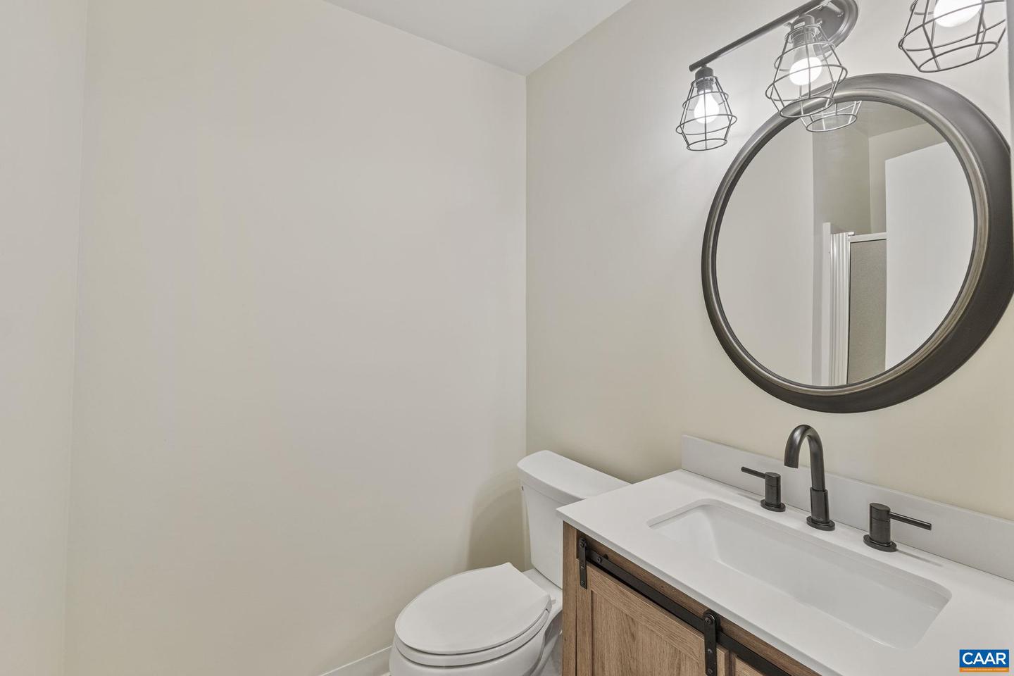 1612 F MONTICELLO AVE, CHARLOTTESVILLE, Virginia 22902, 2 Bedrooms Bedrooms, ,2 BathroomsBathrooms,Residential,For sale,1612 F MONTICELLO AVE,665581 MLS # 665581