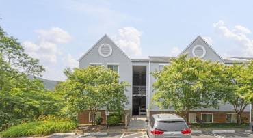 1612 F MONTICELLO AVE, CHARLOTTESVILLE, Virginia 22902, 2 Bedrooms Bedrooms, ,2 BathroomsBathrooms,Residential,For sale,1612 F MONTICELLO AVE,665581 MLS # 665581