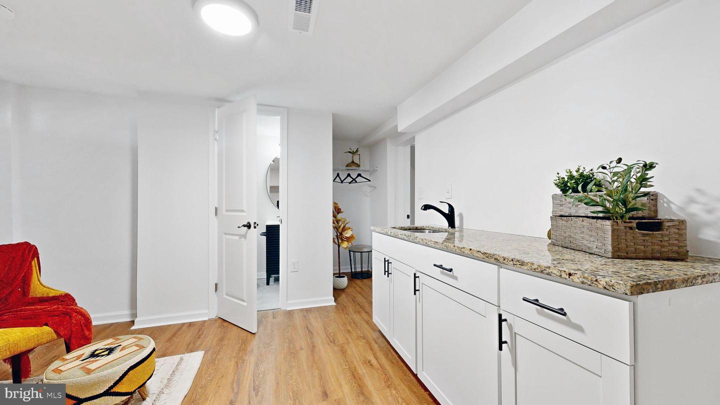 48 GIRARD ST NE, WASHINGTON, District Of Columbia 20002, 4 Bedrooms Bedrooms, ,2 BathroomsBathrooms,Residential,For sale,48 GIRARD ST NE,DCDC2205038 MLS # DCDC2205038