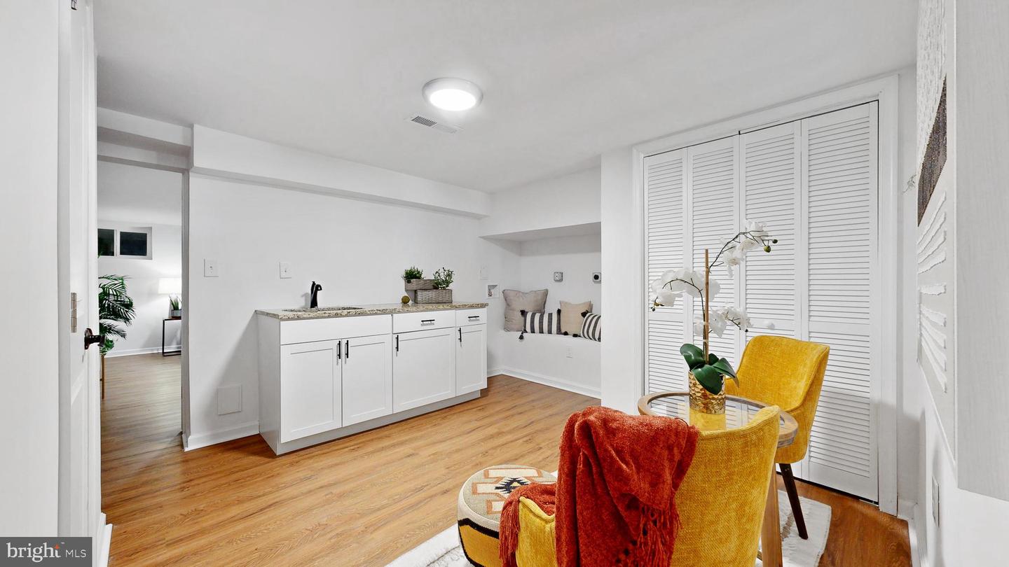 48 GIRARD ST NE, WASHINGTON, District Of Columbia 20002, 4 Bedrooms Bedrooms, ,2 BathroomsBathrooms,Residential,For sale,48 GIRARD ST NE,DCDC2205038 MLS # DCDC2205038