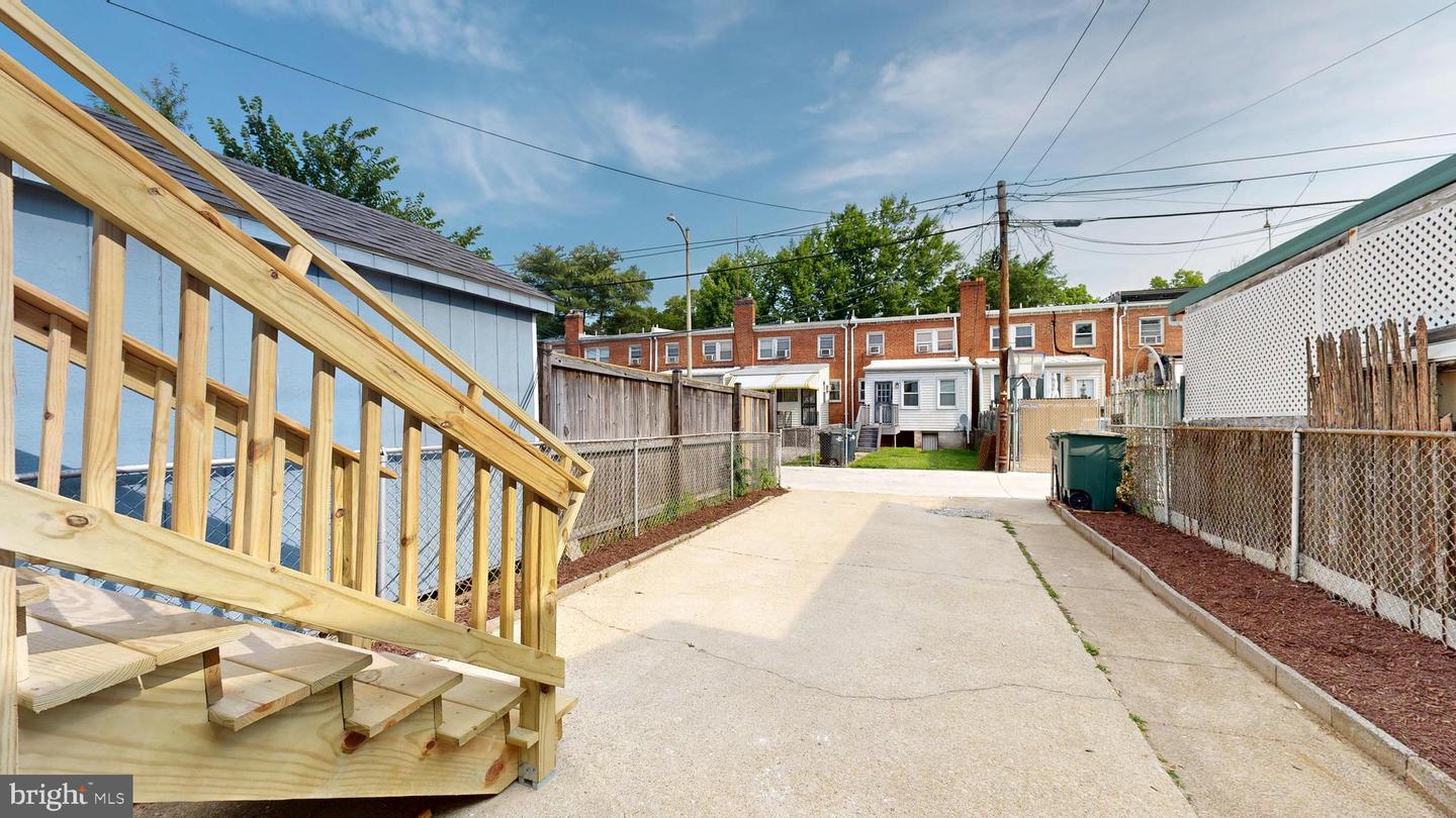 48 GIRARD ST NE, WASHINGTON, District Of Columbia 20002, 4 Bedrooms Bedrooms, ,2 BathroomsBathrooms,Residential,For sale,48 GIRARD ST NE,DCDC2205038 MLS # DCDC2205038