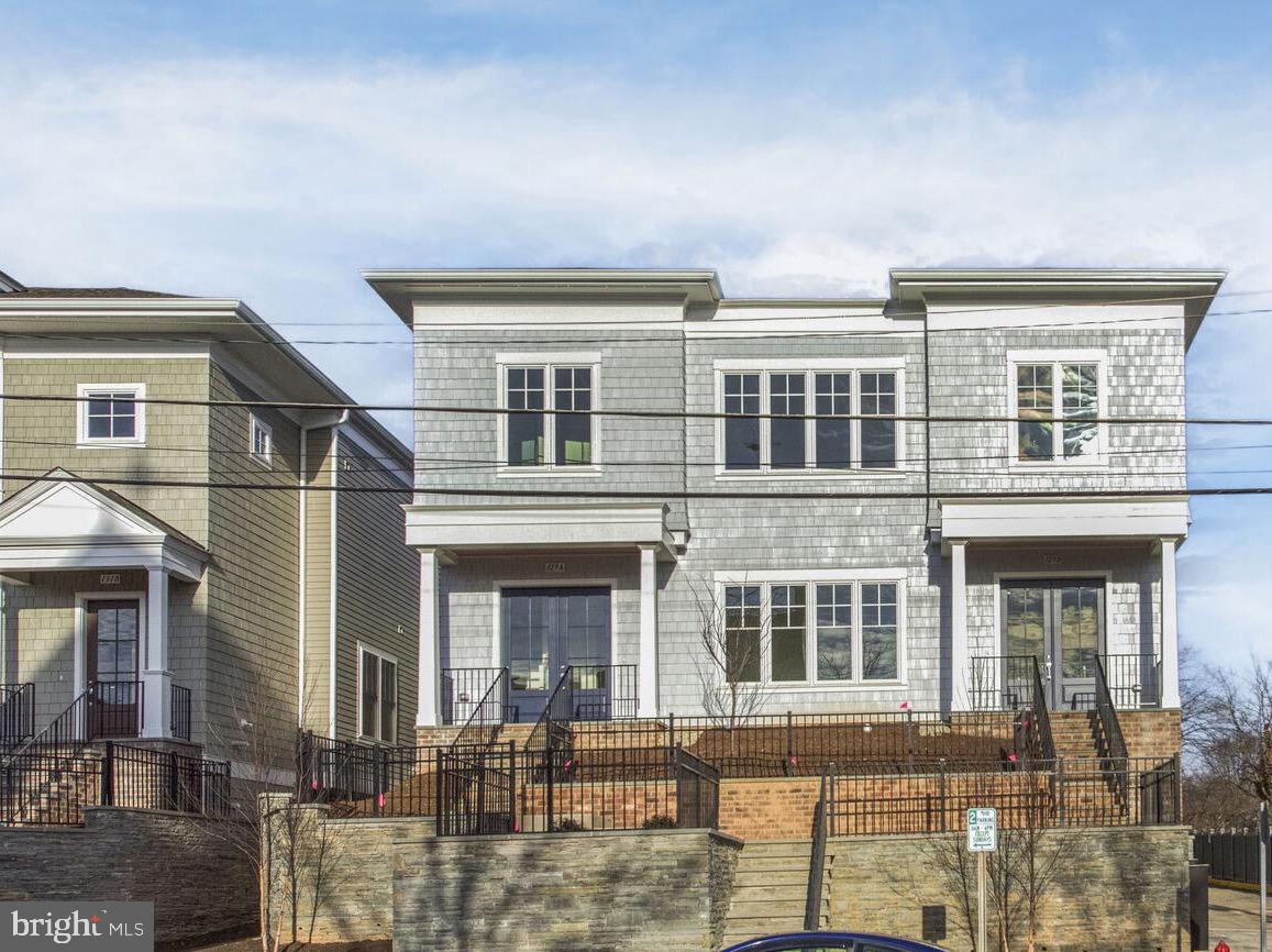 119 PARK ST NE #A, VIENNA, Virginia 22180, 3 Bedrooms Bedrooms, ,3 BathroomsBathrooms,Residential,For sale,119 PARK ST NE #A,VAFX2246674 MLS # VAFX2246674
