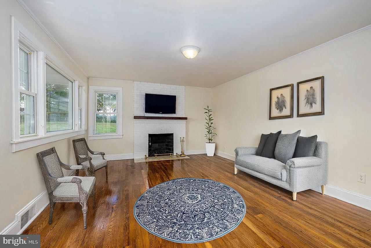 11193 INDIAN TRAIL RD, ROCKINGHAM, Virginia 22802, 6 Bedrooms Bedrooms, ,3 BathroomsBathrooms,Residential,For sale,11193 INDIAN TRAIL RD,VARO2001840 MLS # VARO2001840
