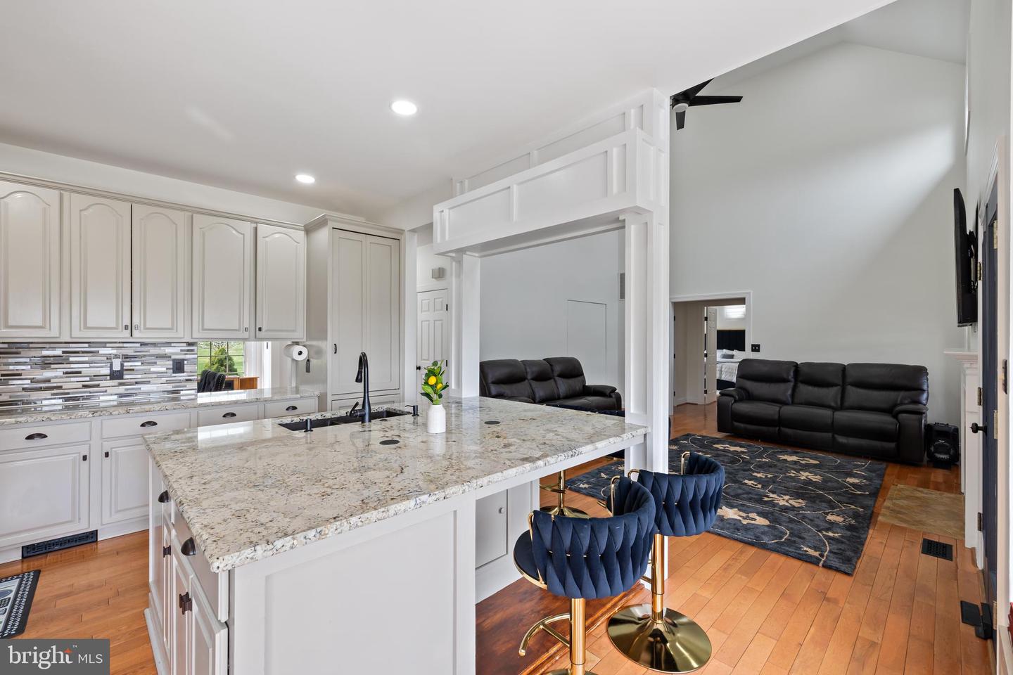 14340 ROSEFINCH CIR, LEESBURG, Virginia 20176, 4 Bedrooms Bedrooms, ,3 BathroomsBathrooms,Residential,For sale,14340 ROSEFINCH CIR,VALO2091566 MLS # VALO2091566