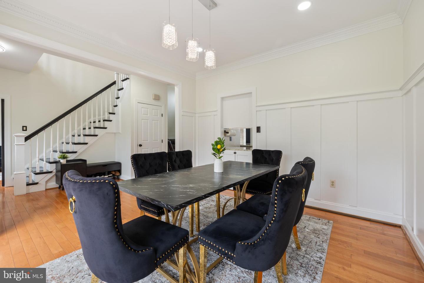 14340 ROSEFINCH CIR, LEESBURG, Virginia 20176, 4 Bedrooms Bedrooms, ,3 BathroomsBathrooms,Residential,For sale,14340 ROSEFINCH CIR,VALO2091566 MLS # VALO2091566