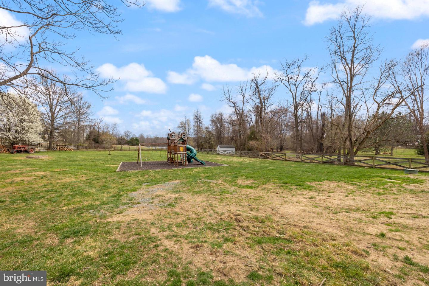14340 ROSEFINCH CIR, LEESBURG, Virginia 20176, 4 Bedrooms Bedrooms, ,3 BathroomsBathrooms,Residential,For sale,14340 ROSEFINCH CIR,VALO2091566 MLS # VALO2091566