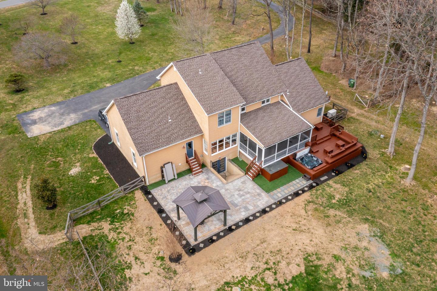 14340 ROSEFINCH CIR, LEESBURG, Virginia 20176, 4 Bedrooms Bedrooms, ,3 BathroomsBathrooms,Residential,For sale,14340 ROSEFINCH CIR,VALO2091566 MLS # VALO2091566