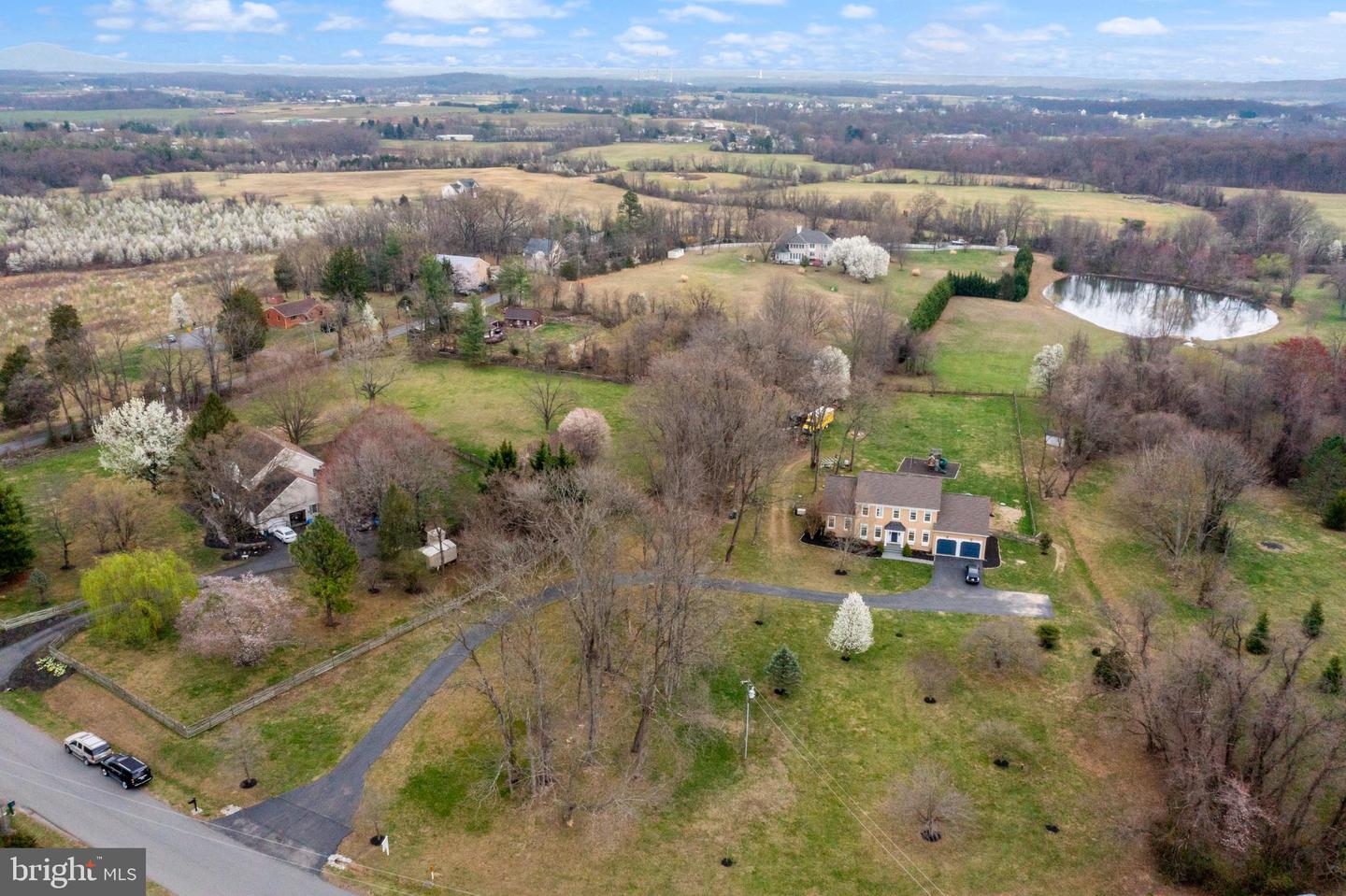 14340 ROSEFINCH CIR, LEESBURG, Virginia 20176, 4 Bedrooms Bedrooms, ,3 BathroomsBathrooms,Residential,For sale,14340 ROSEFINCH CIR,VALO2091566 MLS # VALO2091566