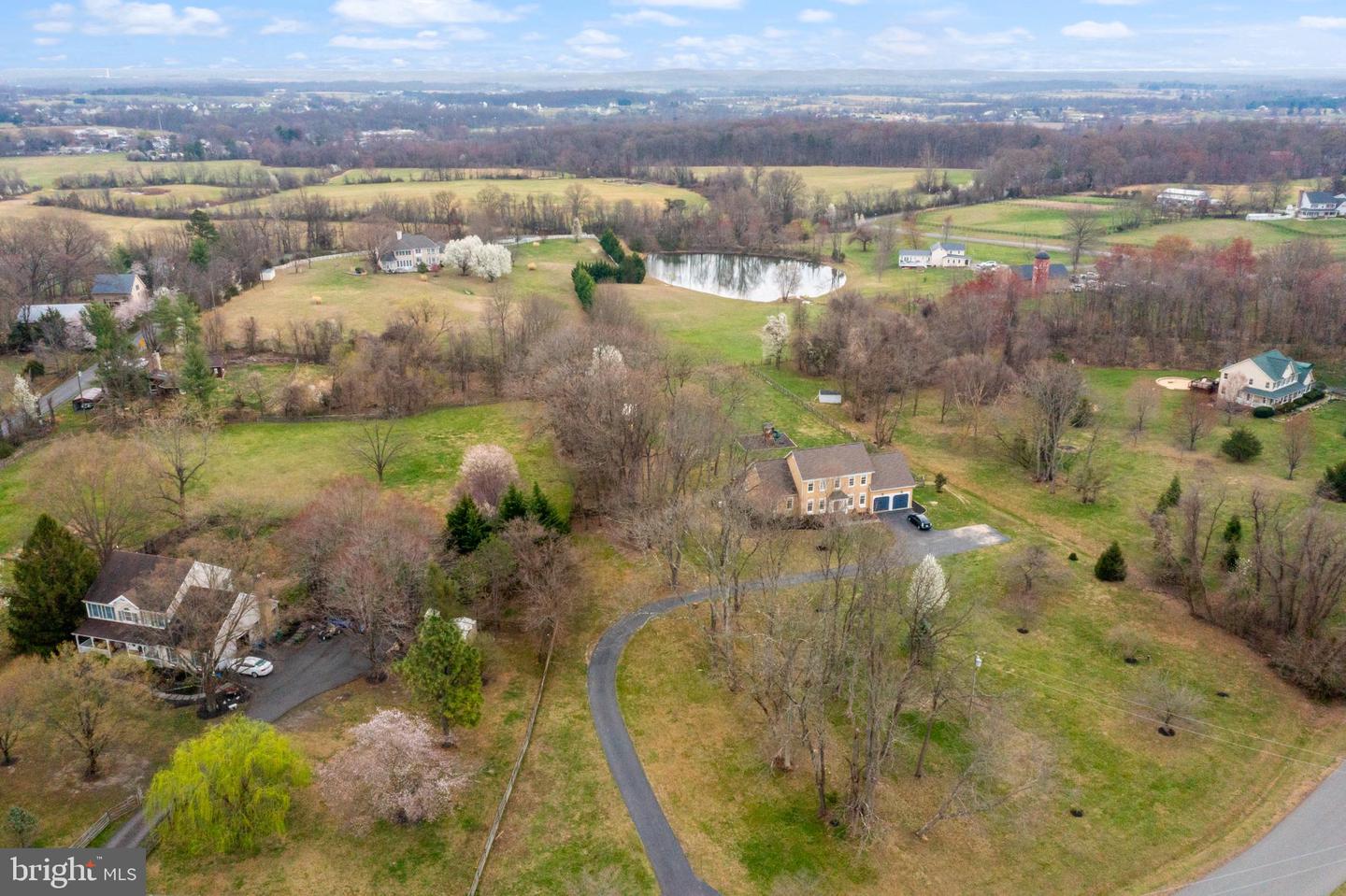 14340 ROSEFINCH CIR, LEESBURG, Virginia 20176, 4 Bedrooms Bedrooms, ,3 BathroomsBathrooms,Residential,For sale,14340 ROSEFINCH CIR,VALO2091566 MLS # VALO2091566