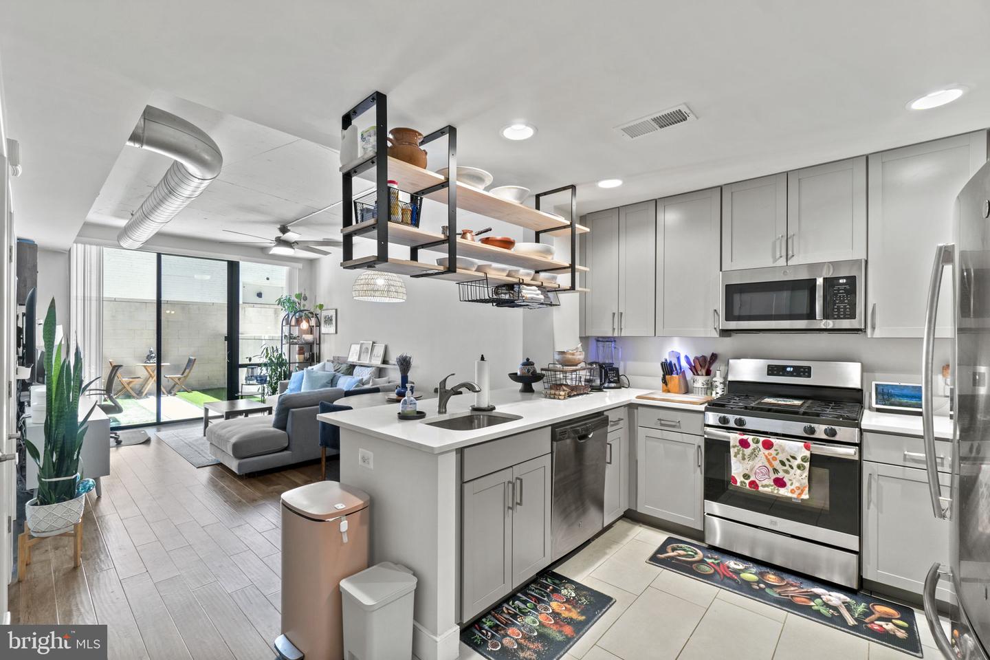 50 FLORIDA AVE NE #116, WASHINGTON, District Of Columbia 20002, 1 Bedroom Bedrooms, ,1 BathroomBathrooms,Residential,For sale,50 FLORIDA AVE NE #116,DCDC2191670 MLS # DCDC2191670