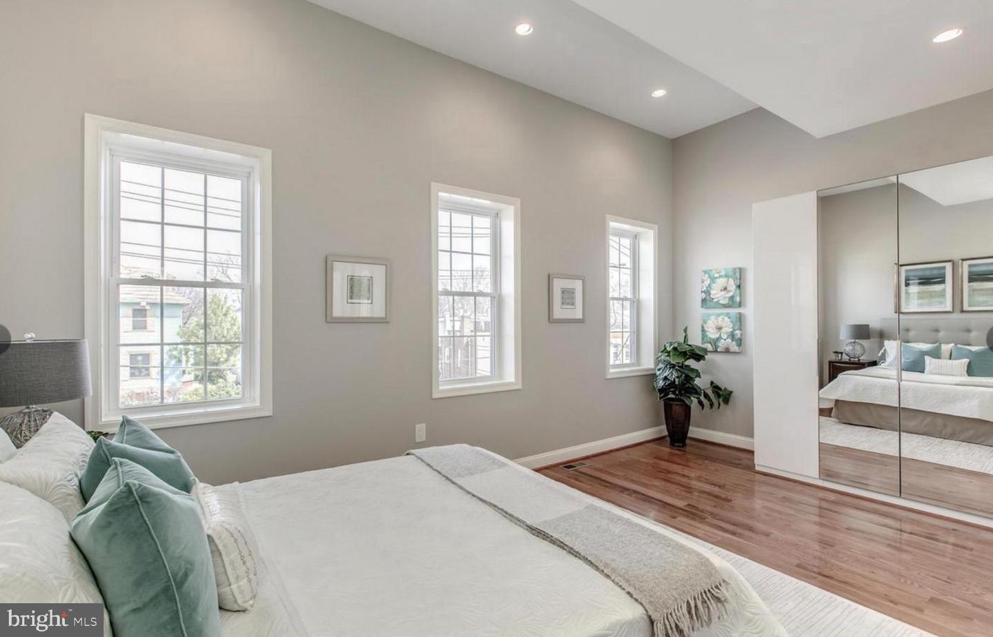 1208 MADISON ST NW, WASHINGTON, District Of Columbia 20011, 3 Bedrooms Bedrooms, ,3 BathroomsBathrooms,Residential,For sale,1208 MADISON ST NW,DCDC2192810 MLS # DCDC2192810