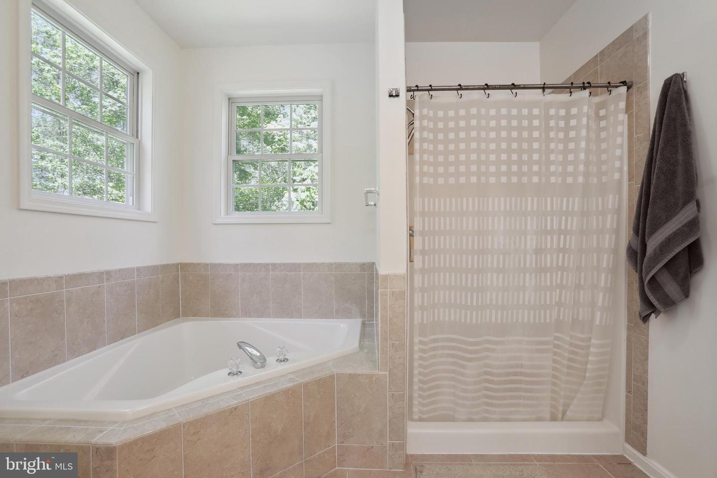 3708 MORNINGSIDE DR, FAIRFAX, Virginia 22031, 5 Bedrooms Bedrooms, ,3 BathroomsBathrooms,Residential,For sale,3708 MORNINGSIDE DR,VAFX2233572 MLS # VAFX2233572