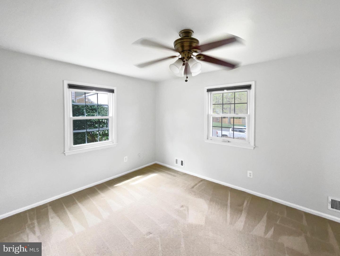 4987 DEQUINCEY DR, FAIRFAX, Virginia 22032, 4 Bedrooms Bedrooms, ,3 BathroomsBathrooms,Residential,For sale,4987 DEQUINCEY DR,VAFX2234148 MLS # VAFX2234148