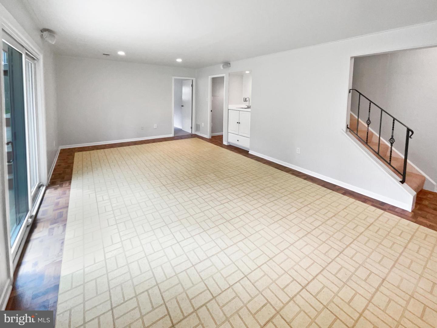 4987 DEQUINCEY DR, FAIRFAX, Virginia 22032, 4 Bedrooms Bedrooms, ,3 BathroomsBathrooms,Residential,For sale,4987 DEQUINCEY DR,VAFX2234148 MLS # VAFX2234148