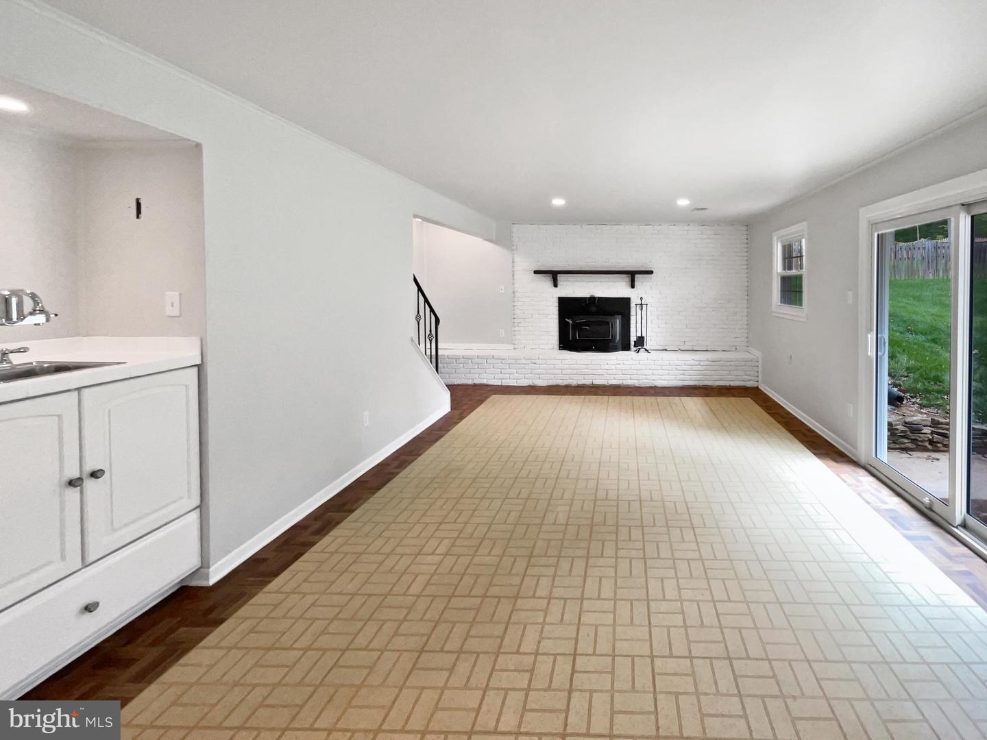 4987 DEQUINCEY DR, FAIRFAX, Virginia 22032, 4 Bedrooms Bedrooms, ,3 BathroomsBathrooms,Residential,For sale,4987 DEQUINCEY DR,VAFX2234148 MLS # VAFX2234148