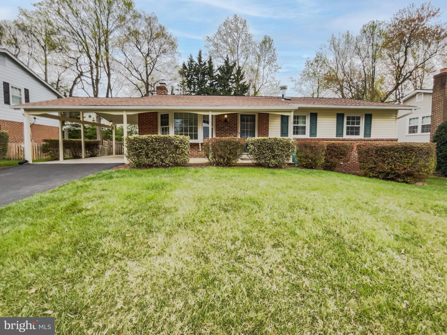 4987 DEQUINCEY DR, FAIRFAX, Virginia 22032, 4 Bedrooms Bedrooms, ,3 BathroomsBathrooms,Residential,For sale,4987 DEQUINCEY DR,VAFX2234148 MLS # VAFX2234148