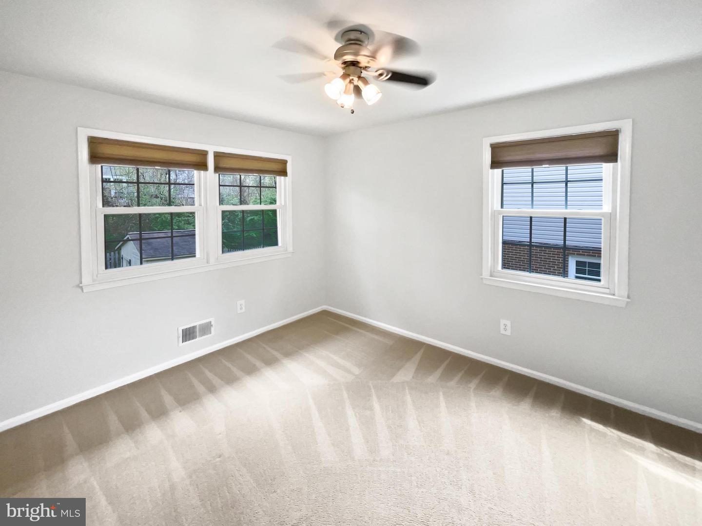 4987 DEQUINCEY DR, FAIRFAX, Virginia 22032, 4 Bedrooms Bedrooms, ,3 BathroomsBathrooms,Residential,For sale,4987 DEQUINCEY DR,VAFX2234148 MLS # VAFX2234148