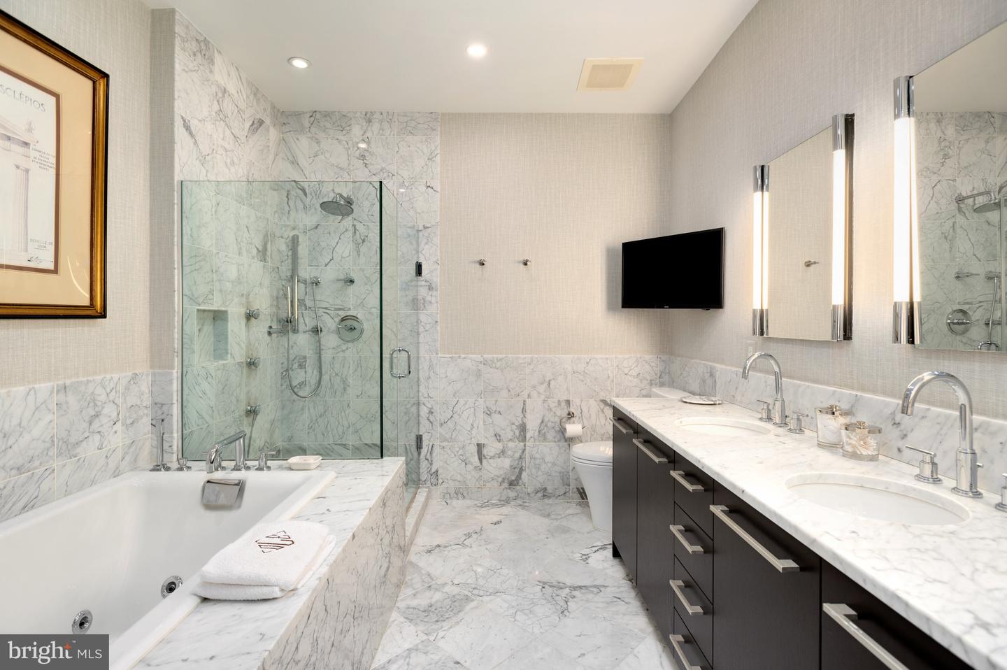 2501 PENNSYLVANIA AVE NW #2A, WASHINGTON, District Of Columbia 20037, 2 Bedrooms Bedrooms, ,2 BathroomsBathrooms,Residential,For sale,2501 PENNSYLVANIA AVE NW #2A,DCDC2196096 MLS # DCDC2196096