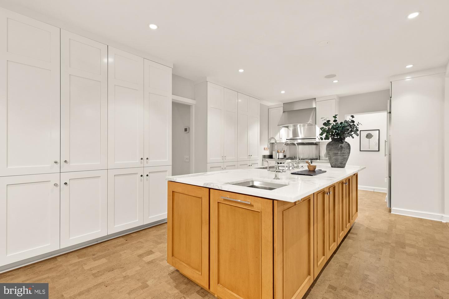 4320 LORCOM LN, ARLINGTON, Virginia 22207, 4 Bedrooms Bedrooms, ,2 BathroomsBathrooms,Residential,For sale,4320 LORCOM LN,VAAR2056350 MLS # VAAR2056350