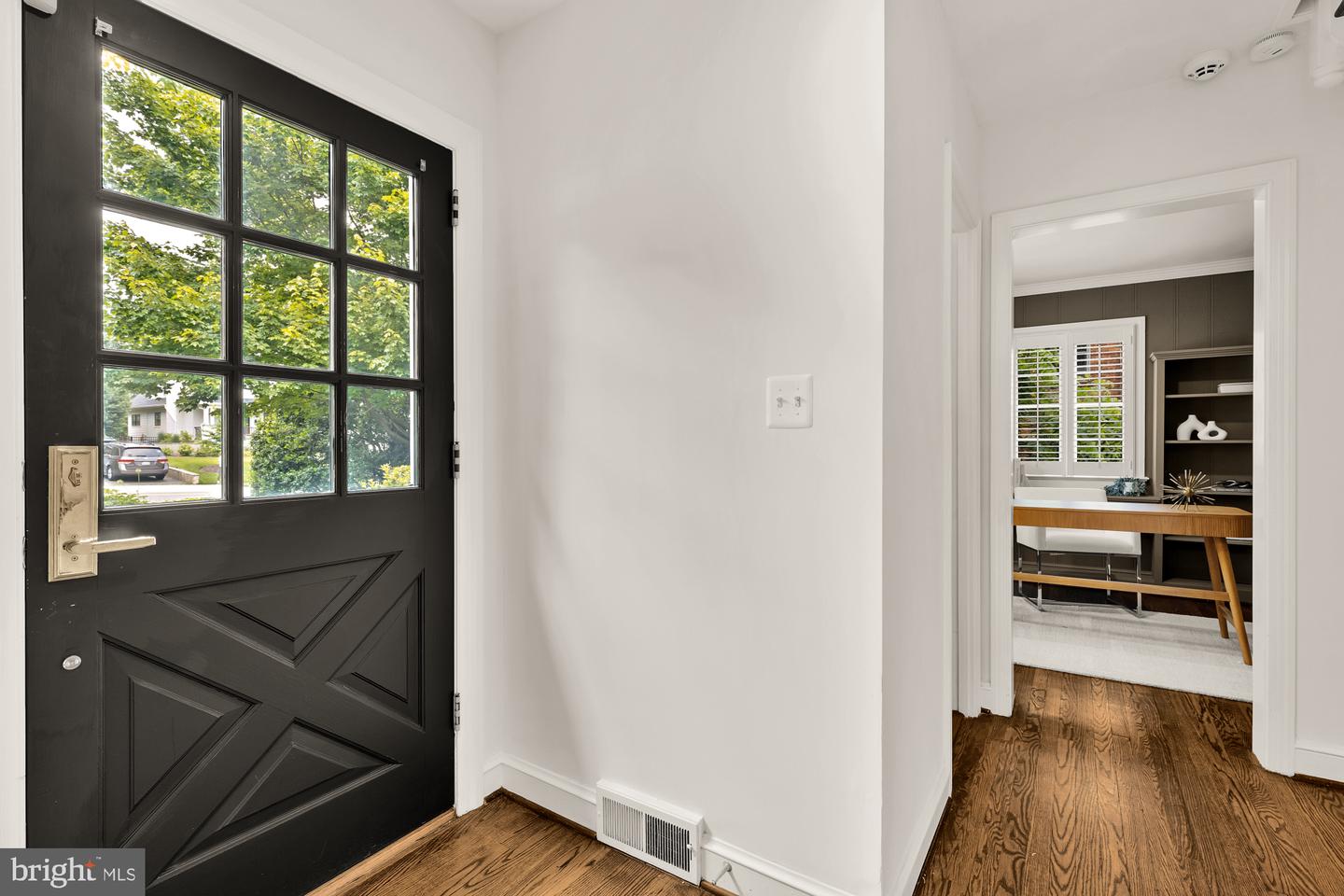 4320 LORCOM LN, ARLINGTON, Virginia 22207, 4 Bedrooms Bedrooms, ,2 BathroomsBathrooms,Residential,For sale,4320 LORCOM LN,VAAR2056350 MLS # VAAR2056350