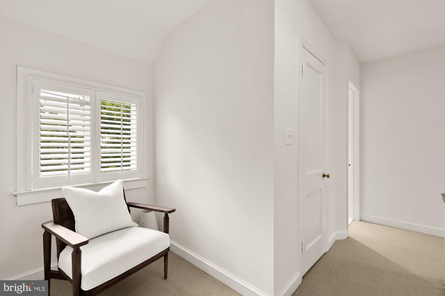 4320 LORCOM LN, ARLINGTON, Virginia 22207, 4 Bedrooms Bedrooms, ,2 BathroomsBathrooms,Residential,For sale,4320 LORCOM LN,VAAR2056350 MLS # VAAR2056350
