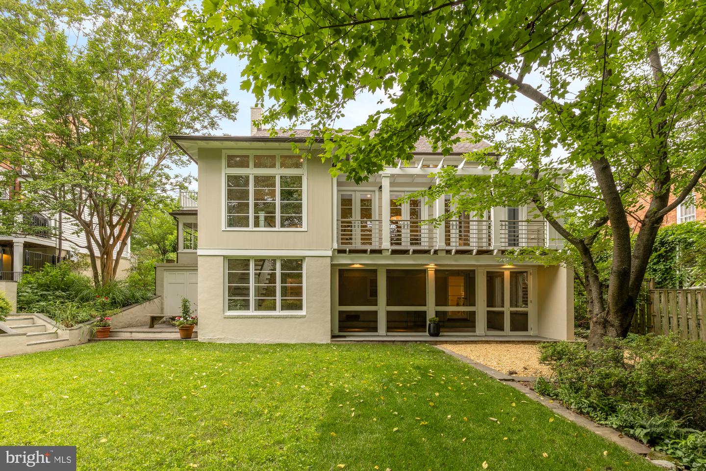 4320 LORCOM LN, ARLINGTON, Virginia 22207, 4 Bedrooms Bedrooms, ,2 BathroomsBathrooms,Residential,For sale,4320 LORCOM LN,VAAR2056350 MLS # VAAR2056350