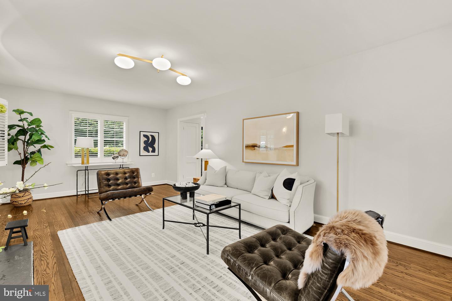 4320 LORCOM LN, ARLINGTON, Virginia 22207, 4 Bedrooms Bedrooms, ,2 BathroomsBathrooms,Residential,For sale,4320 LORCOM LN,VAAR2056350 MLS # VAAR2056350