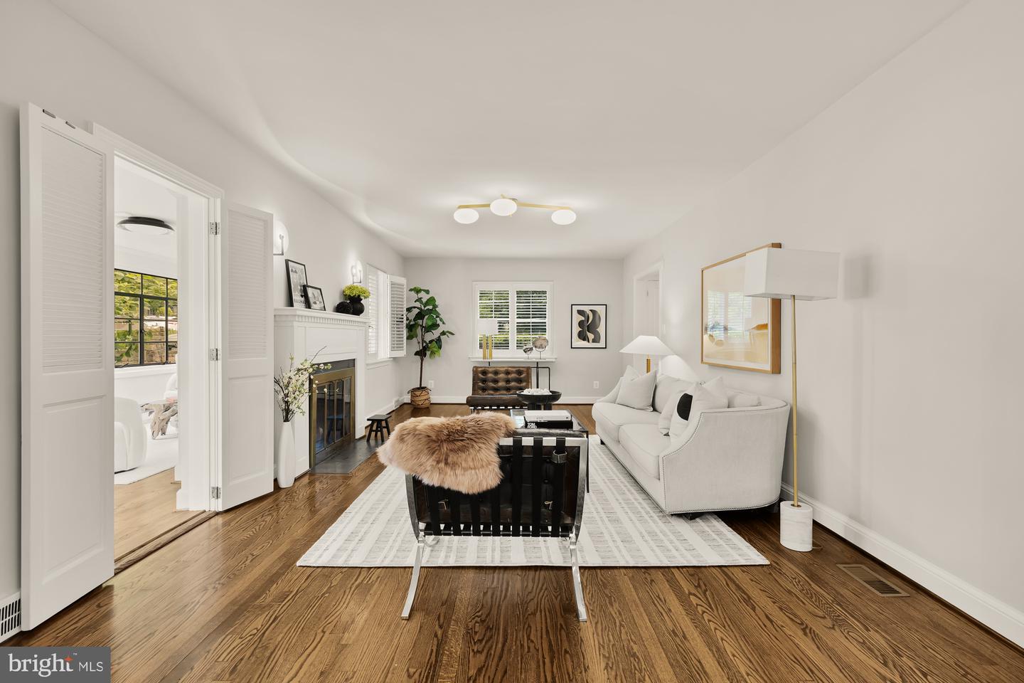 4320 LORCOM LN, ARLINGTON, Virginia 22207, 4 Bedrooms Bedrooms, ,2 BathroomsBathrooms,Residential,For sale,4320 LORCOM LN,VAAR2056350 MLS # VAAR2056350