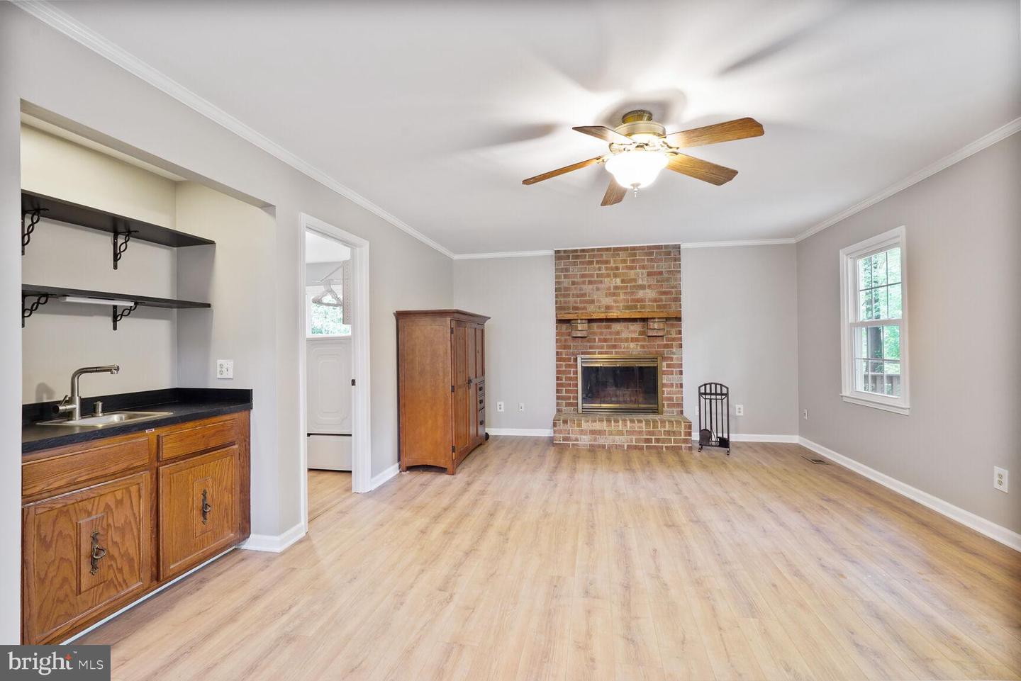 6507 TIBURON CT, SPRINGFIELD, Virginia 22152, 4 Bedrooms Bedrooms, ,2 BathroomsBathrooms,Residential,For sale,6507 TIBURON CT,VAFX2236506 MLS # VAFX2236506
