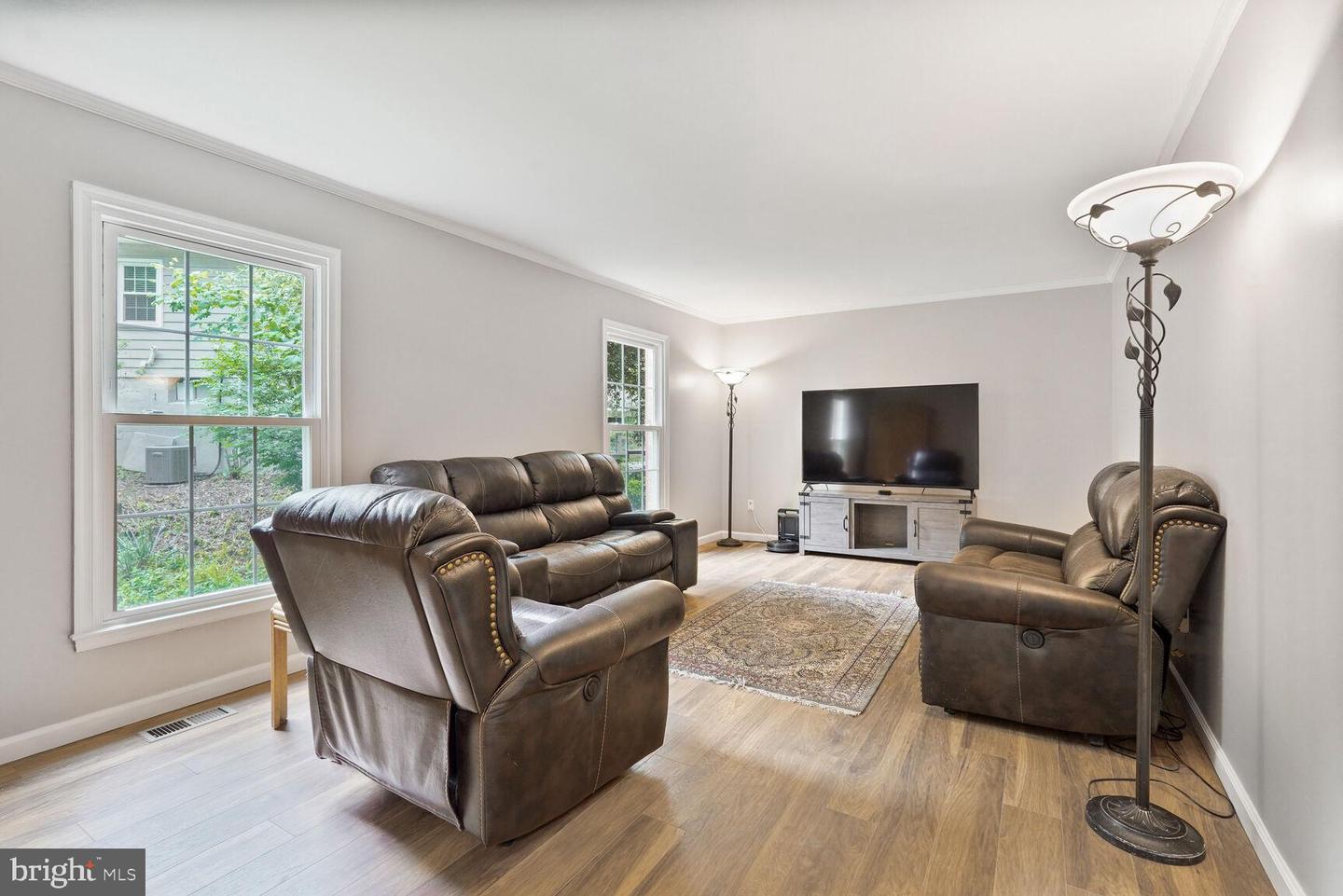 6507 TIBURON CT, SPRINGFIELD, Virginia 22152, 4 Bedrooms Bedrooms, ,2 BathroomsBathrooms,Residential,For sale,6507 TIBURON CT,VAFX2236506 MLS # VAFX2236506