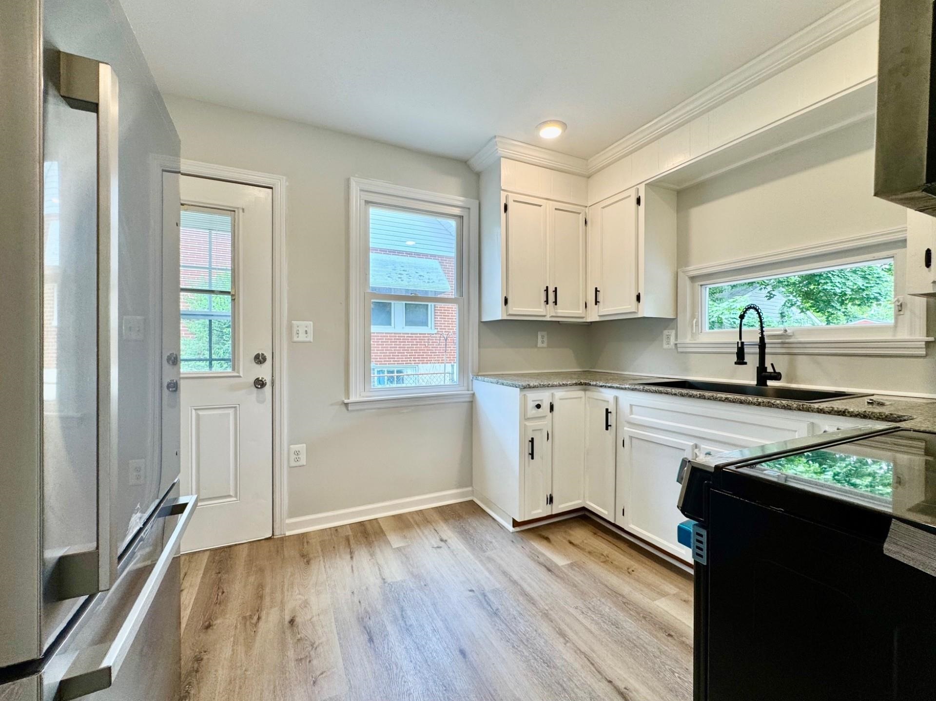 356 FLORENCE AVE, WAYNESBORO, Virginia 22980, 2 Bedrooms Bedrooms, ,1 BathroomBathrooms,Residential,356 FLORENCE AVE,665595 MLS # 665595