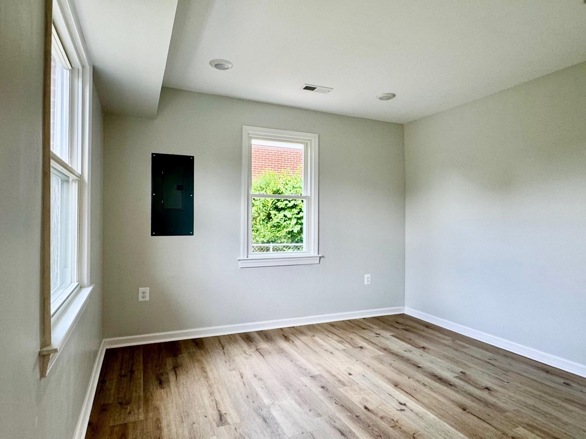 356 FLORENCE AVE, WAYNESBORO, Virginia 22980, 2 Bedrooms Bedrooms, ,1 BathroomBathrooms,Residential,356 FLORENCE AVE,665595 MLS # 665595