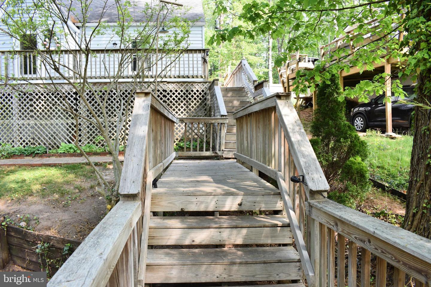 19127 WINDSOR RD, TRIANGLE, Virginia 22172, 4 Bedrooms Bedrooms, ,2 BathroomsBathrooms,Residential,For sale,19127 WINDSOR RD,VAPW2093656 MLS # VAPW2093656