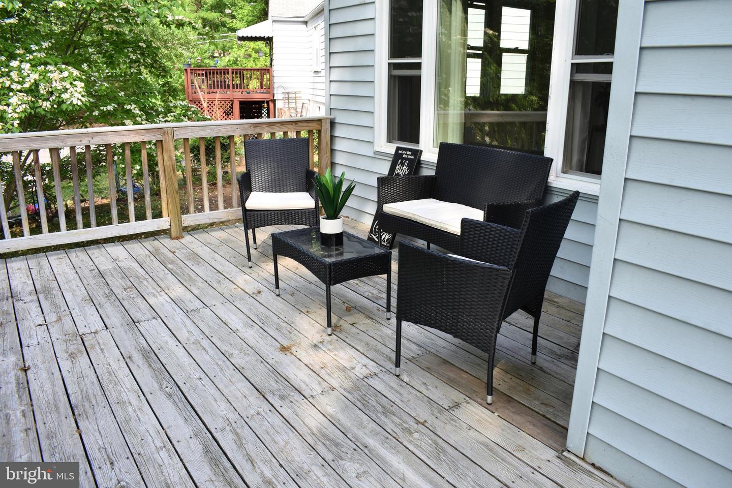 19127 WINDSOR RD, TRIANGLE, Virginia 22172, 4 Bedrooms Bedrooms, ,2 BathroomsBathrooms,Residential,For sale,19127 WINDSOR RD,VAPW2093656 MLS # VAPW2093656