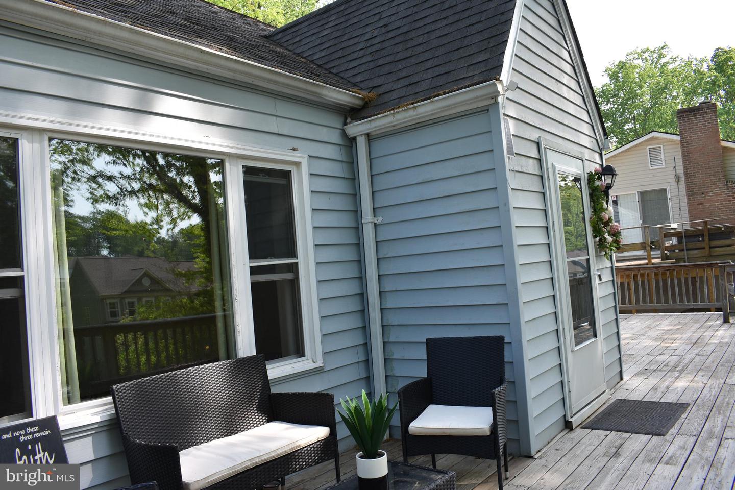 19127 WINDSOR RD, TRIANGLE, Virginia 22172, 4 Bedrooms Bedrooms, ,2 BathroomsBathrooms,Residential,For sale,19127 WINDSOR RD,VAPW2093656 MLS # VAPW2093656