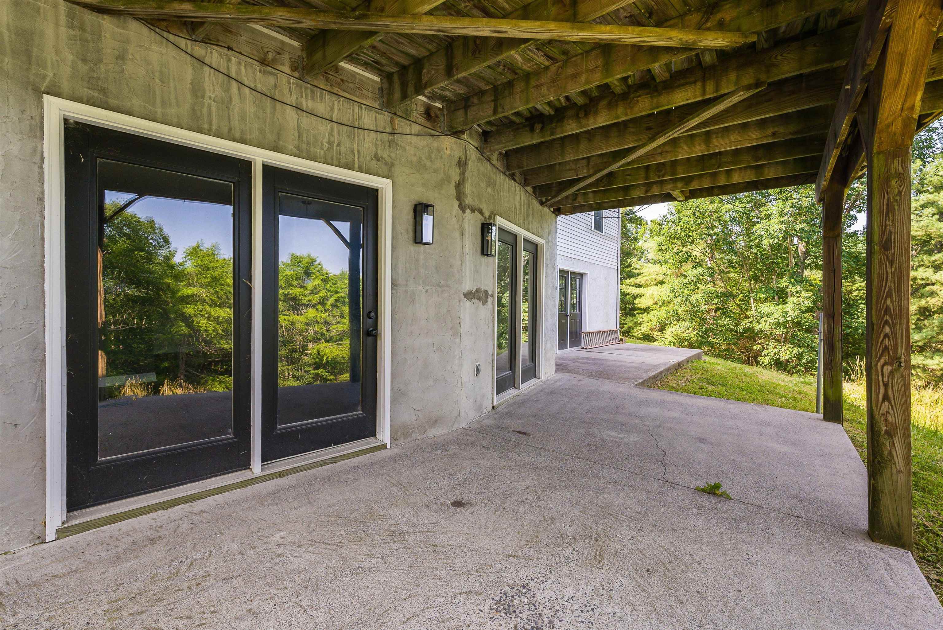 415 KNOB RD, ELKTON, Virginia 22827, 5 Bedrooms Bedrooms, ,4 BathroomsBathrooms,Residential,415 KNOB RD,665614 MLS # 665614