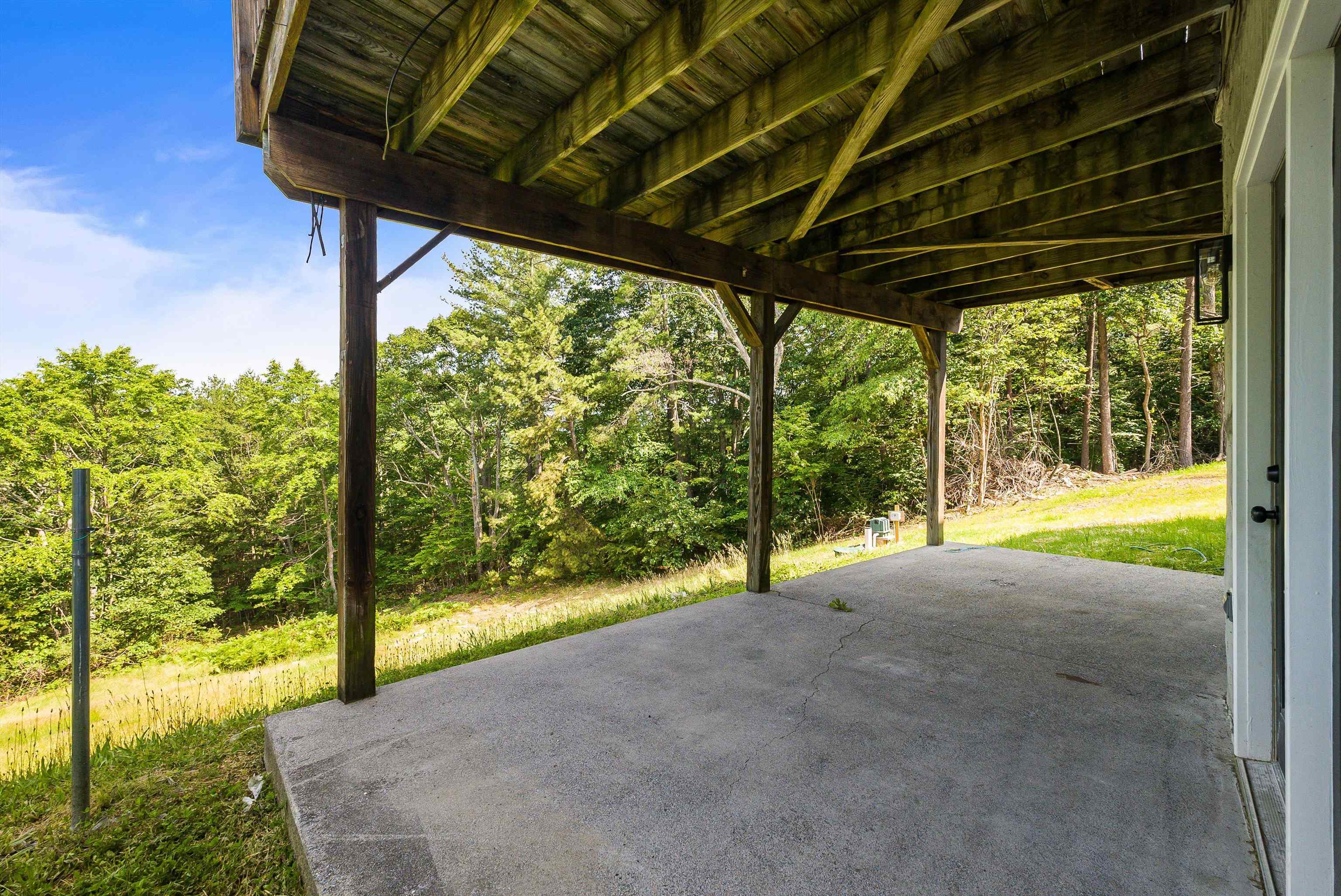 415 KNOB RD, ELKTON, Virginia 22827, 5 Bedrooms Bedrooms, ,4 BathroomsBathrooms,Residential,415 KNOB RD,665614 MLS # 665614