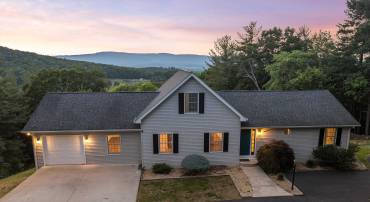 415 KNOB RD, ELKTON, Virginia 22827, 5 Bedrooms Bedrooms, ,4 BathroomsBathrooms,Residential,415 KNOB RD,665614 MLS # 665614