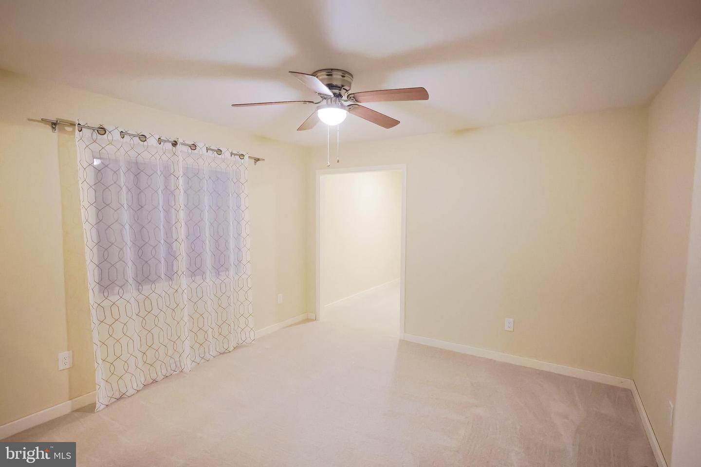 175 MOUNTAIN HEIGHTS RD, FRONT ROYAL, Virginia 22630, 2 Bedrooms Bedrooms, 9 Rooms Rooms,2 BathroomsBathrooms,Residential,For sale,175 MOUNTAIN HEIGHTS RD,VAWR2011142 MLS # VAWR2011142