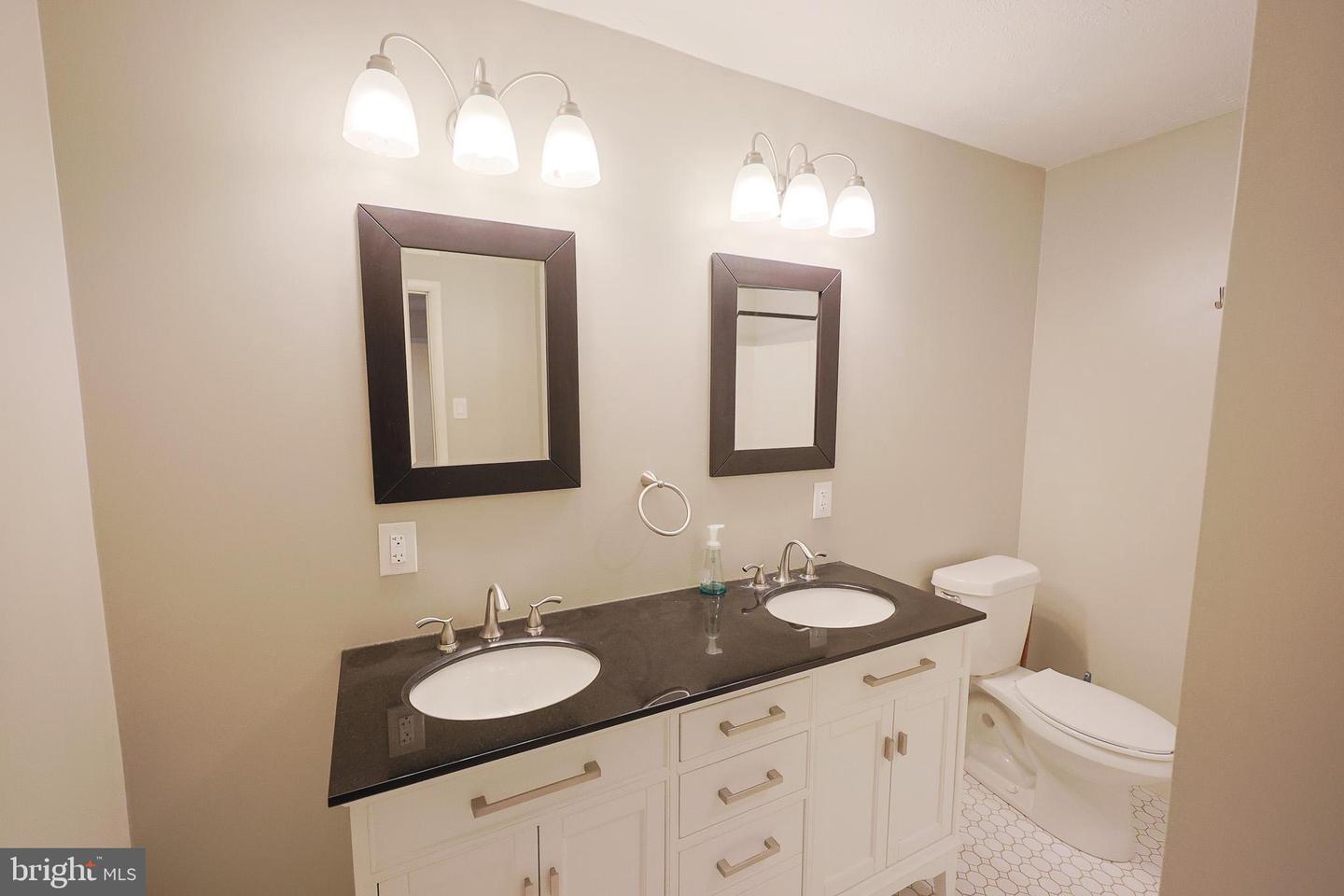 175 MOUNTAIN HEIGHTS RD, FRONT ROYAL, Virginia 22630, 2 Bedrooms Bedrooms, 9 Rooms Rooms,2 BathroomsBathrooms,Residential,For sale,175 MOUNTAIN HEIGHTS RD,VAWR2011142 MLS # VAWR2011142