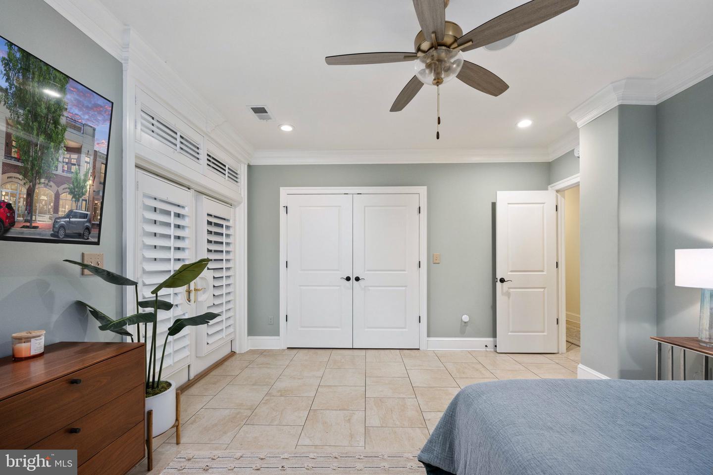 913 A CAROLINE ST, FREDERICKSBURG, Virginia 22401, 3 Bedrooms Bedrooms, 8 Rooms Rooms,3 BathroomsBathrooms,Residential,For sale,913 A CAROLINE ST,VAFB2008282 MLS # VAFB2008282