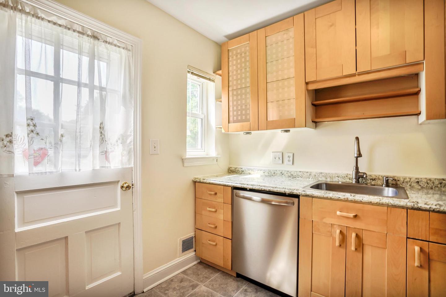 7110 COVENTRY RD, ALEXANDRIA, Virginia 22306, 4 Bedrooms Bedrooms, 11 Rooms Rooms,2 BathroomsBathrooms,Residential,For sale,7110 COVENTRY RD,VAFX2242572 MLS # VAFX2242572