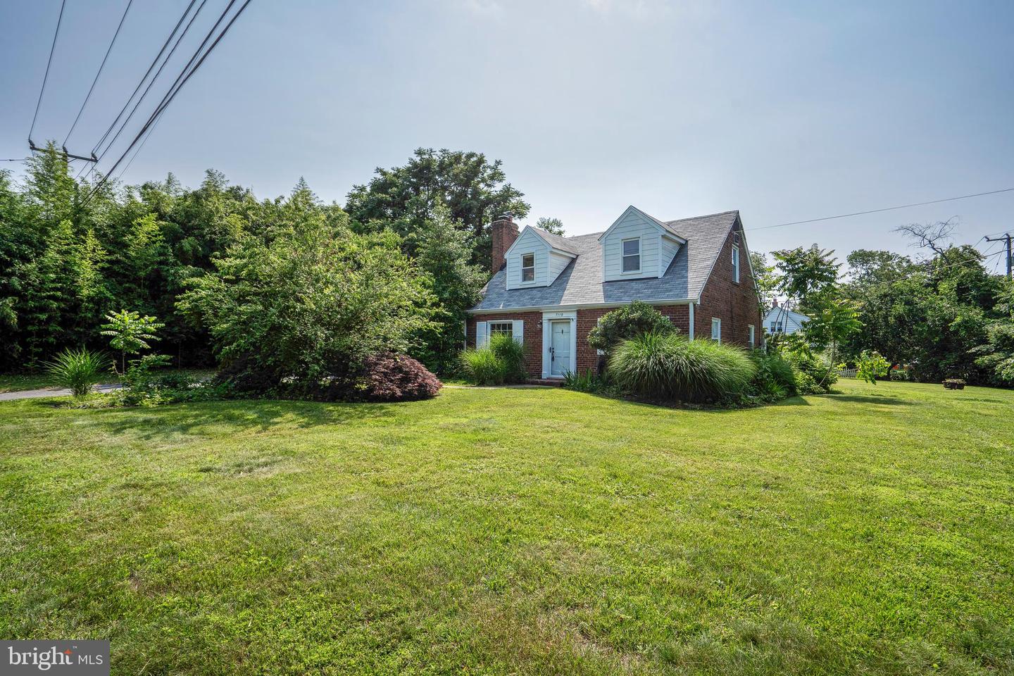 7110 COVENTRY RD, ALEXANDRIA, Virginia 22306, 4 Bedrooms Bedrooms, 11 Rooms Rooms,2 BathroomsBathrooms,Residential,For sale,7110 COVENTRY RD,VAFX2242572 MLS # VAFX2242572
