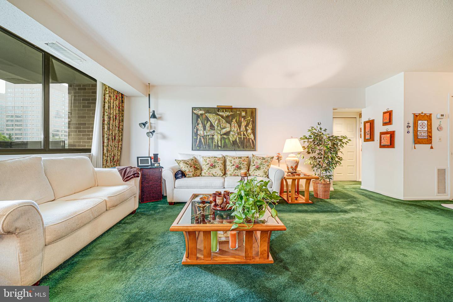 5501 SEMINARY RD #401S, FALLS CHURCH, Virginia 22041, 1 Bedroom Bedrooms, ,1 BathroomBathrooms,Residential,For sale,5501 SEMINARY RD #401S,VAFX2244418 MLS # VAFX2244418