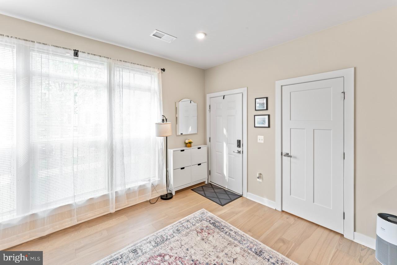 1691 DUNNINGTON PL, DUMFRIES, Virginia 22026, 3 Bedrooms Bedrooms, ,2 BathroomsBathrooms,Residential,For sale,1691 DUNNINGTON PL,VAPW2096010 MLS # VAPW2096010