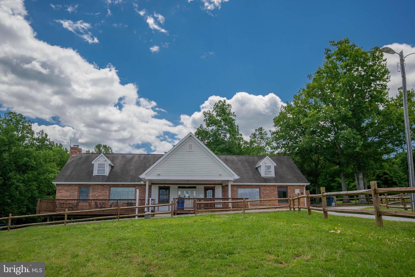 459 LAND OR, RUTHER GLEN, Virginia 22546, 3 Bedrooms Bedrooms, ,2 BathroomsBathrooms,Residential,For sale,459 LAND OR,VACV2008268 MLS # VACV2008268