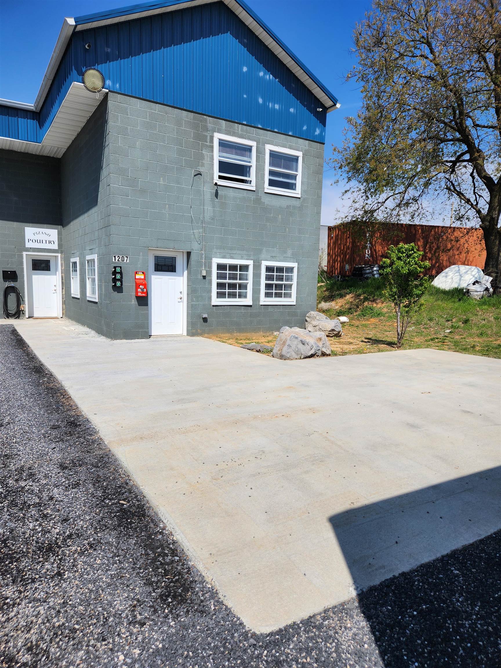 1207 N LIBERTY ST, HARRISONBURG, Virginia 22802, ,Commercial,1207 N LIBERTY ST,665615 MLS # 665615