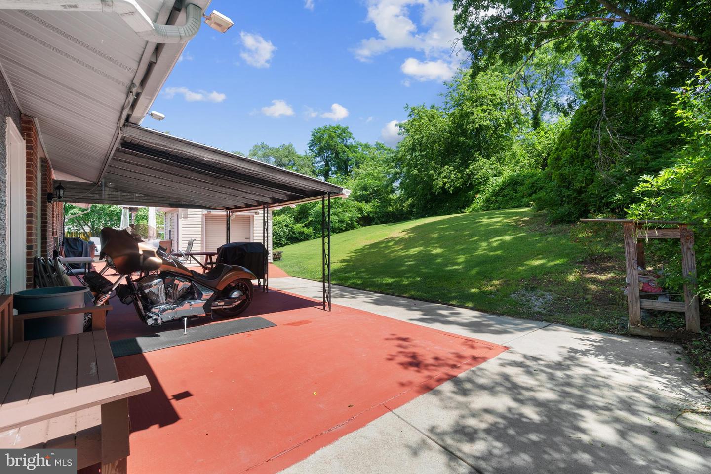 6117 ROSE HILL DR, ALEXANDRIA, Virginia 22310, 3 Bedrooms Bedrooms, ,2 BathroomsBathrooms,Residential,For sale,6117 ROSE HILL DR,VAFX2245698 MLS # VAFX2245698