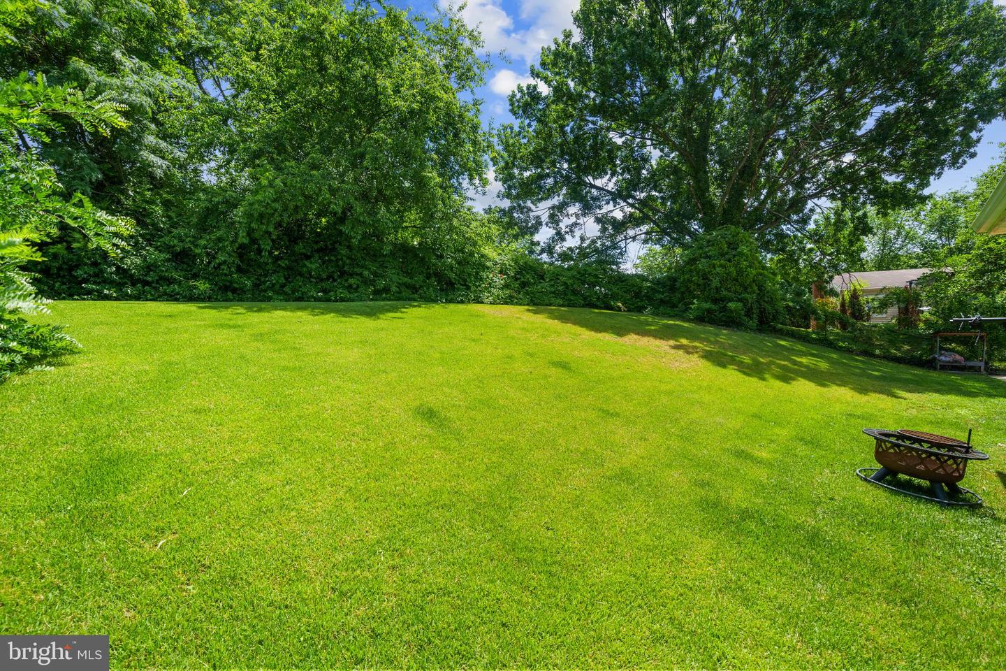 6117 ROSE HILL DR, ALEXANDRIA, Virginia 22310, 3 Bedrooms Bedrooms, ,2 BathroomsBathrooms,Residential,For sale,6117 ROSE HILL DR,VAFX2245698 MLS # VAFX2245698