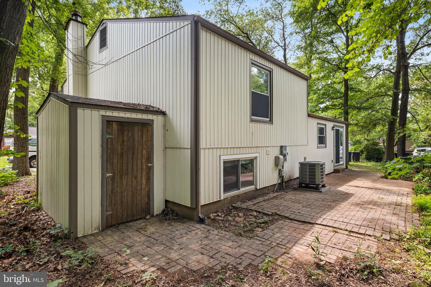 2236 COCQUINA DR, RESTON, Virginia 20191, 3 Bedrooms Bedrooms, ,2 BathroomsBathrooms,Residential,For sale,2236 COCQUINA DR,VAFX2245708 MLS # VAFX2245708